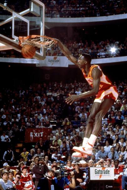 1988: Dominique Wilkins di Atlanta prova a battere Jordan a Chicago